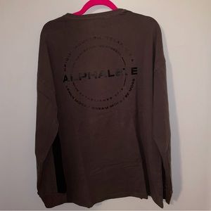 EUC Alphalete long sleeve performance fit t-shirt